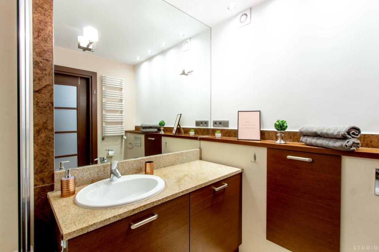 Clicktheflat Sienna Center Apart Rooms Varsovia Exterior foto