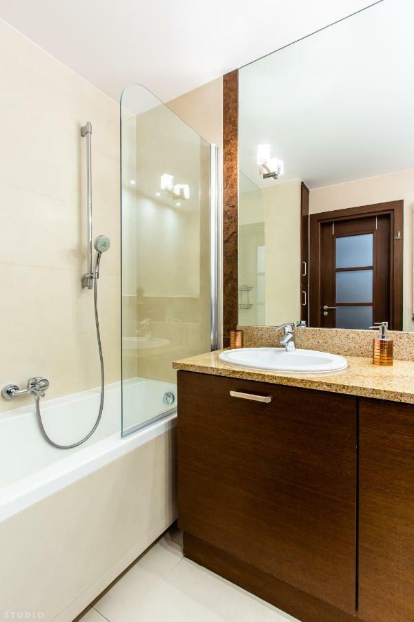 Clicktheflat Sienna Center Apart Rooms Varsovia Exterior foto